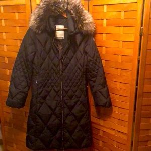 POST CARD Luxury Sportswear Winter Coat with REAL FUR collar